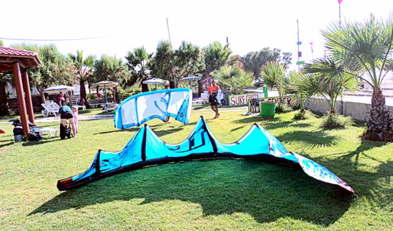 Surf-Kite Center M.Vacancies Surf-Kite Center M.Vacancies