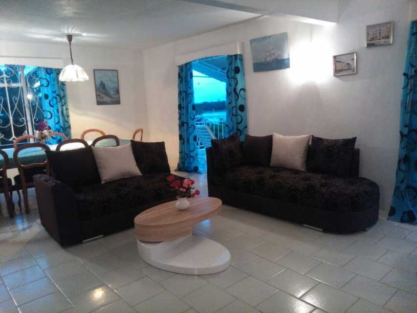 Neue Sitzgarnituren 2015 Neue Sitzgarnituren 2015