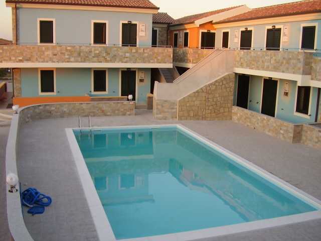 swimmingpool swimmingpool
